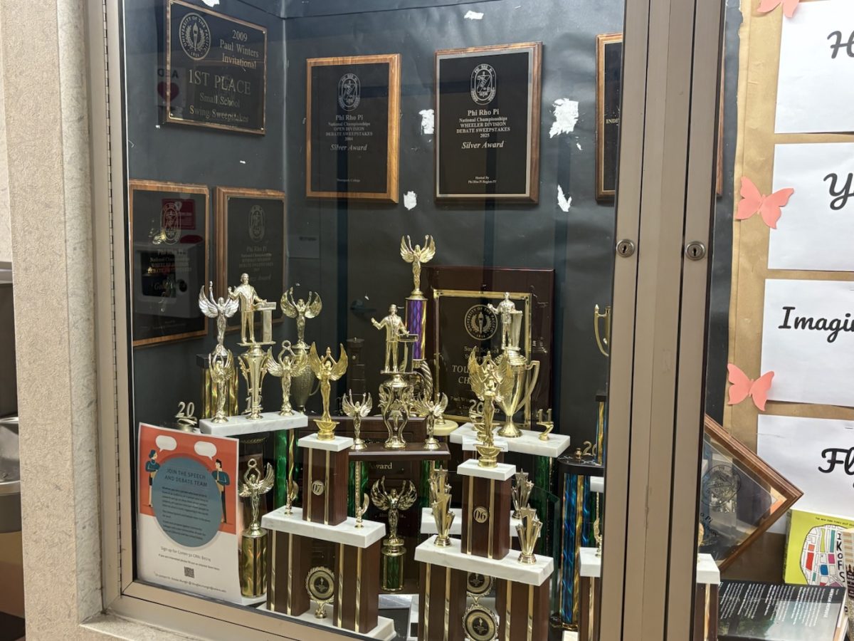 Champion Debate Team Hosts Welcome Event Amid Major Transition